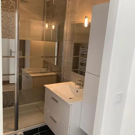 Tout Confort Proche Centre Ville Et Port De Apartment *